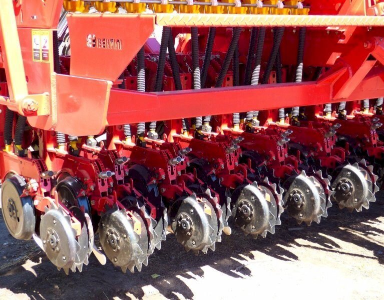 In the vast expanses of Australia's agricultural landscape, the heartbeat of the industry is the constant evolution of farm equipment. As technology continues to redefine the way we approach farming, Australian farmers find themselves at the forefront of innovation. This blog post delves into the breaking ground of the latest trends in Australian farm equipment, providing a detailed examination of the advancements that are shaping the future of agriculture down under.