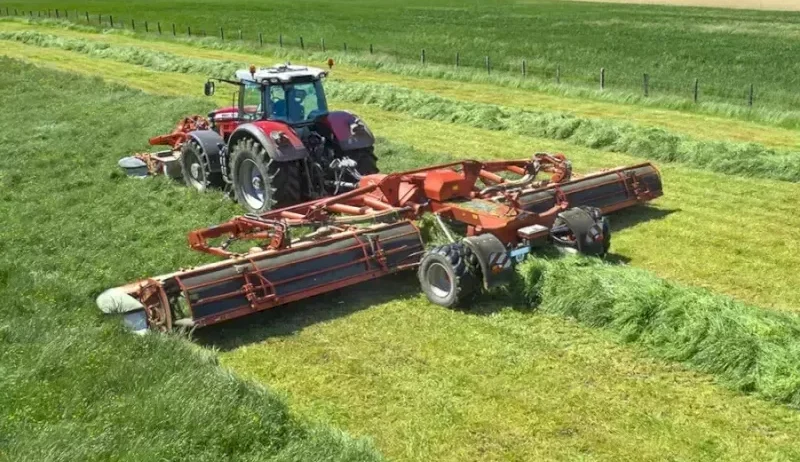 In the world of agriculture, innovation is the driving force behind increased productivity and efficiency. Farmers are constantly on the lookout for advanced machinery that can help them tackle the challenges of modern farming. One such innovation that has gained significant attention is the KUHN FC 13460 RA Mower Conditioner. This cutting-edge machine is a game-changer for hay and forage harvesting, and in this review, we'll delve into its features, benefits, and how it's transforming the farming landscape.
